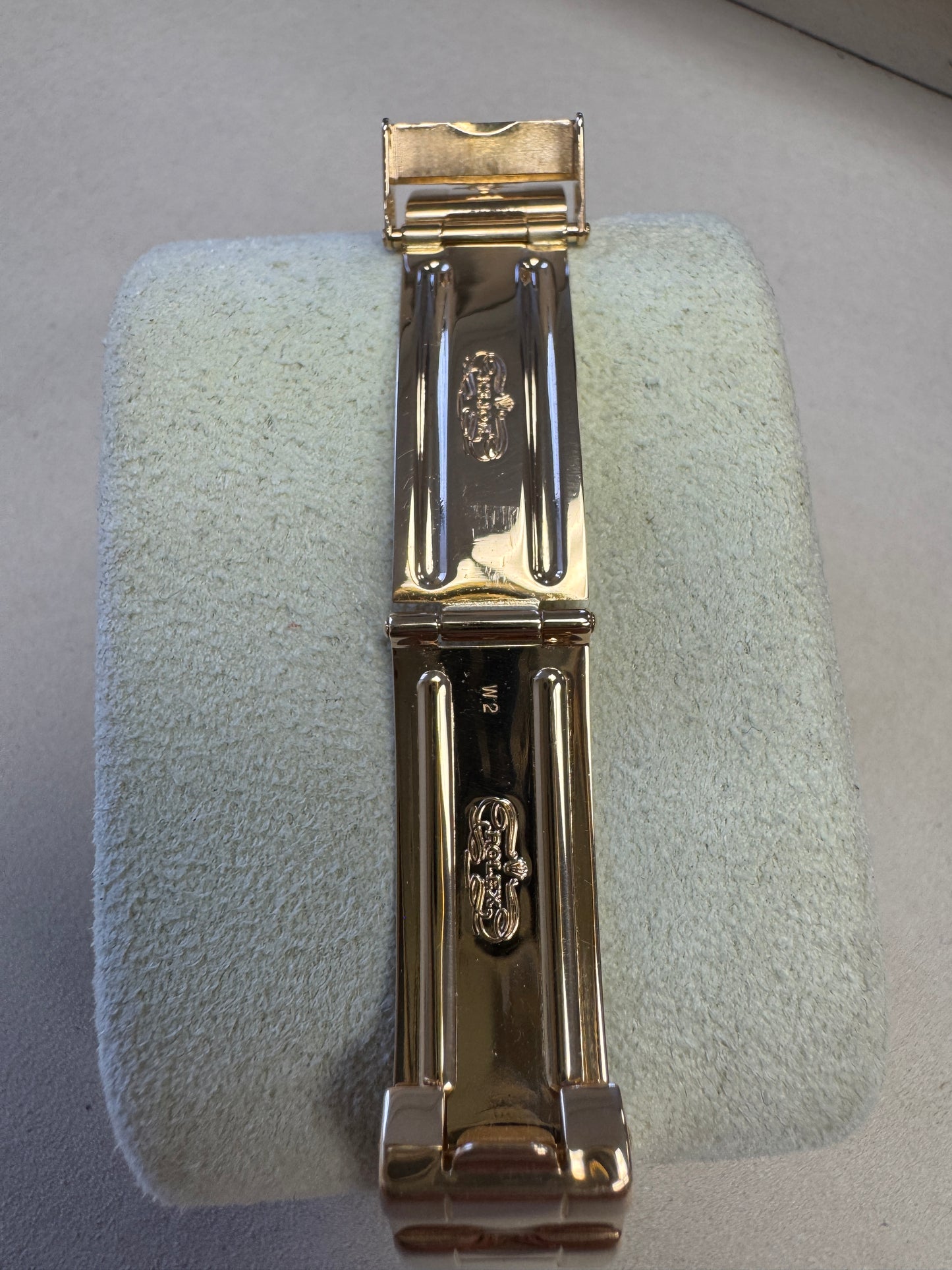 Rolex Yacht-Master 29
Ref: 69628
Year: 1995