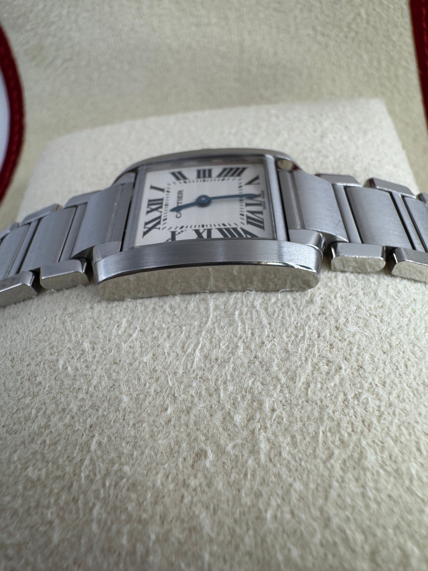 Cartier Tank Française
2384