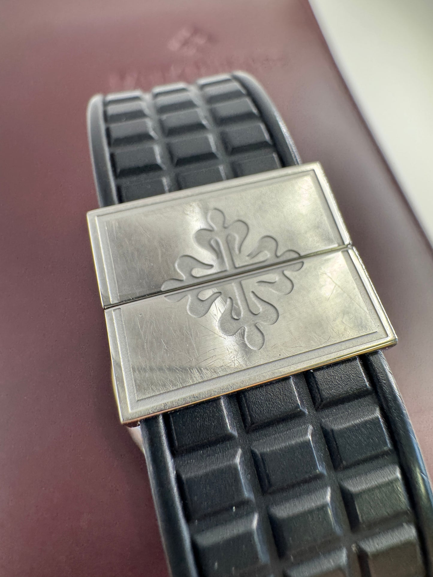 Patek Philippe Aquanaut
WARRANTY