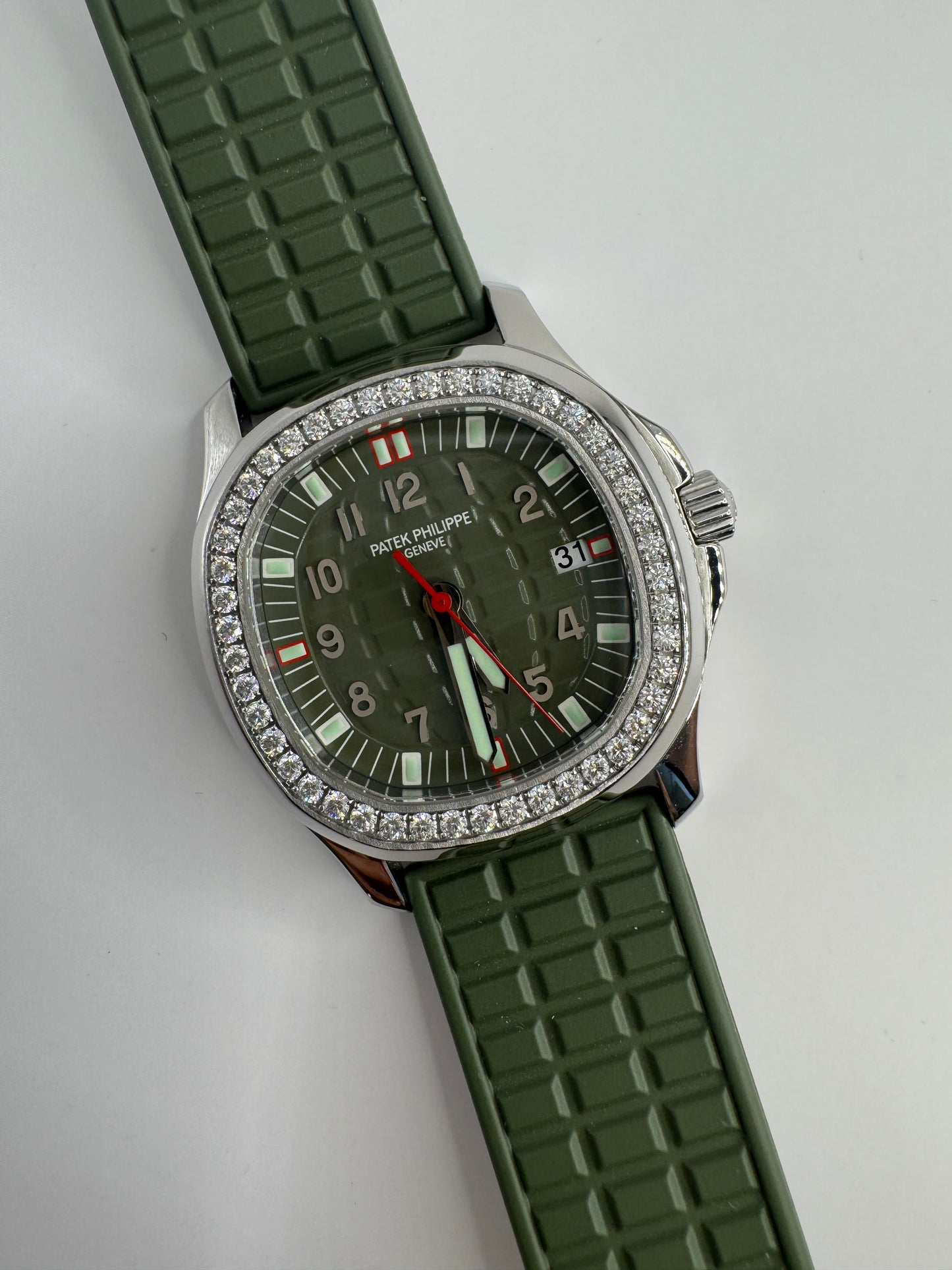 Patek Philippe Aquanaut
Luce GREEN UNCUT STRAP STICKER