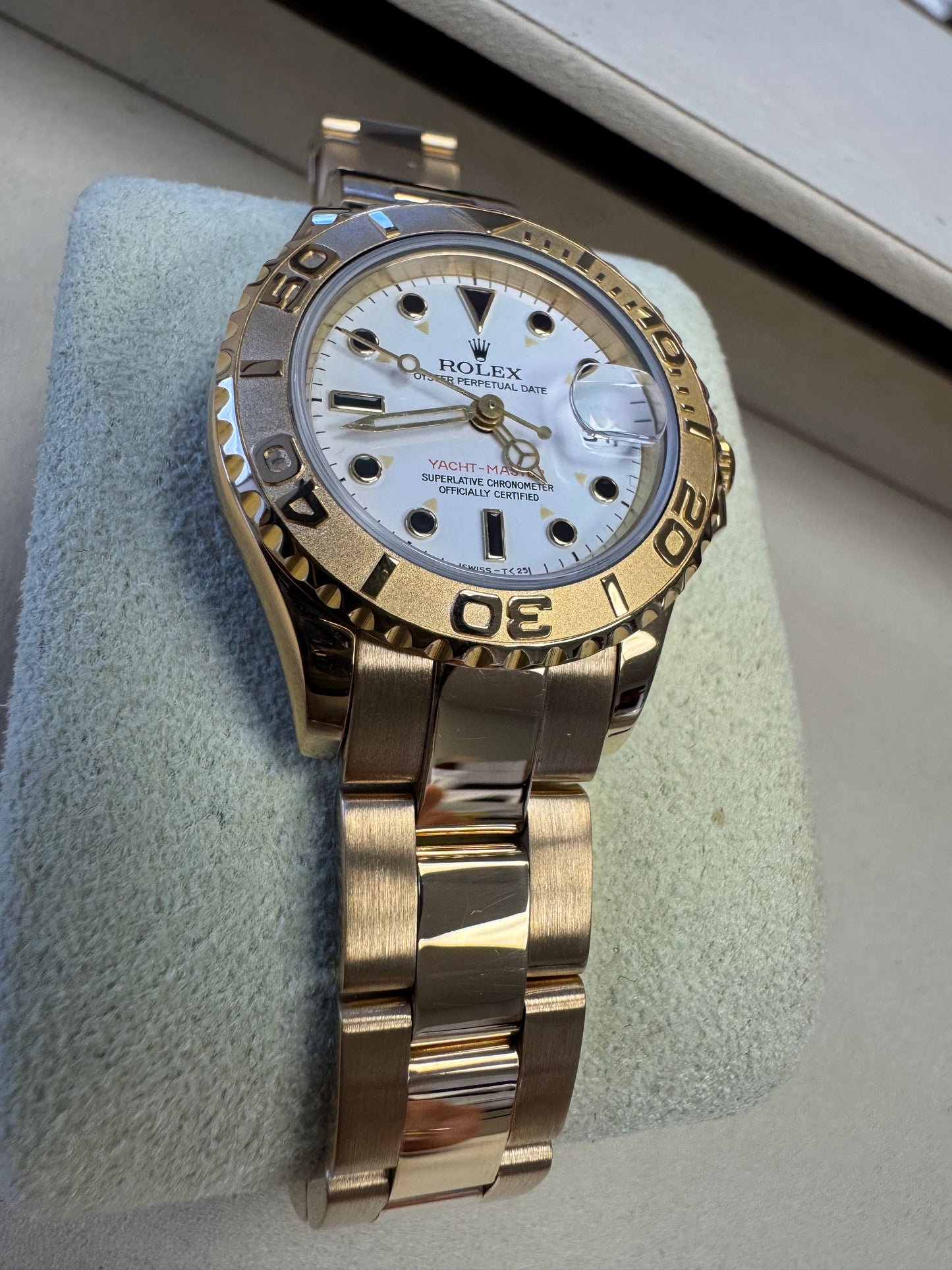 Rolex Yacht-Master 29
Ref: 69628
Year: 1995