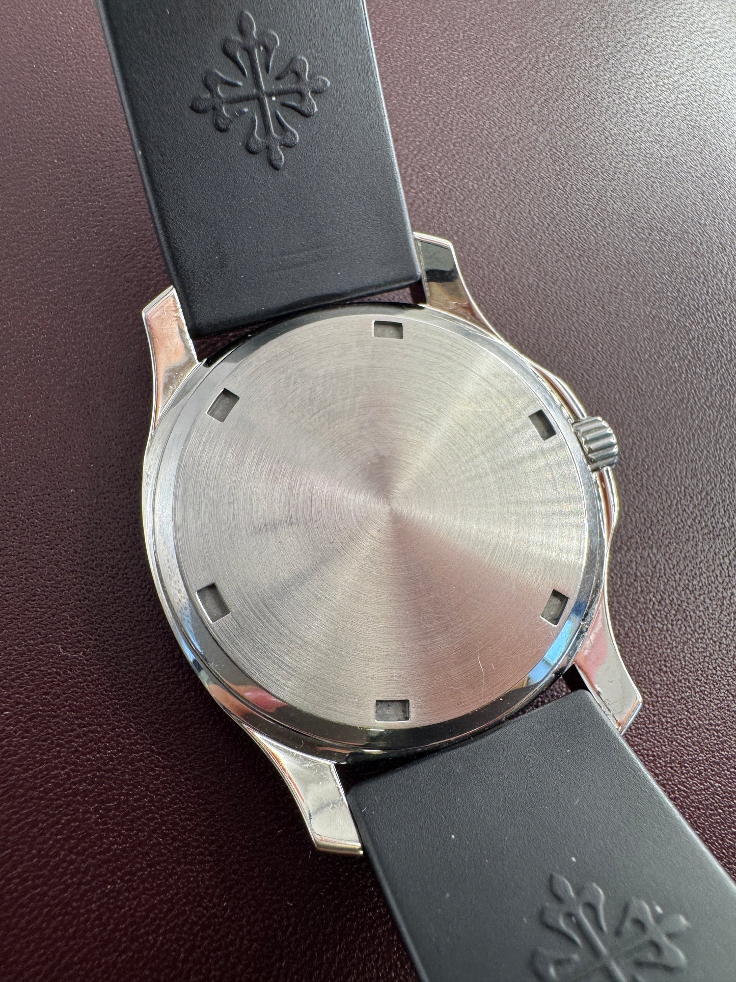 Patek Philippe Aquanaut
WARRANTY