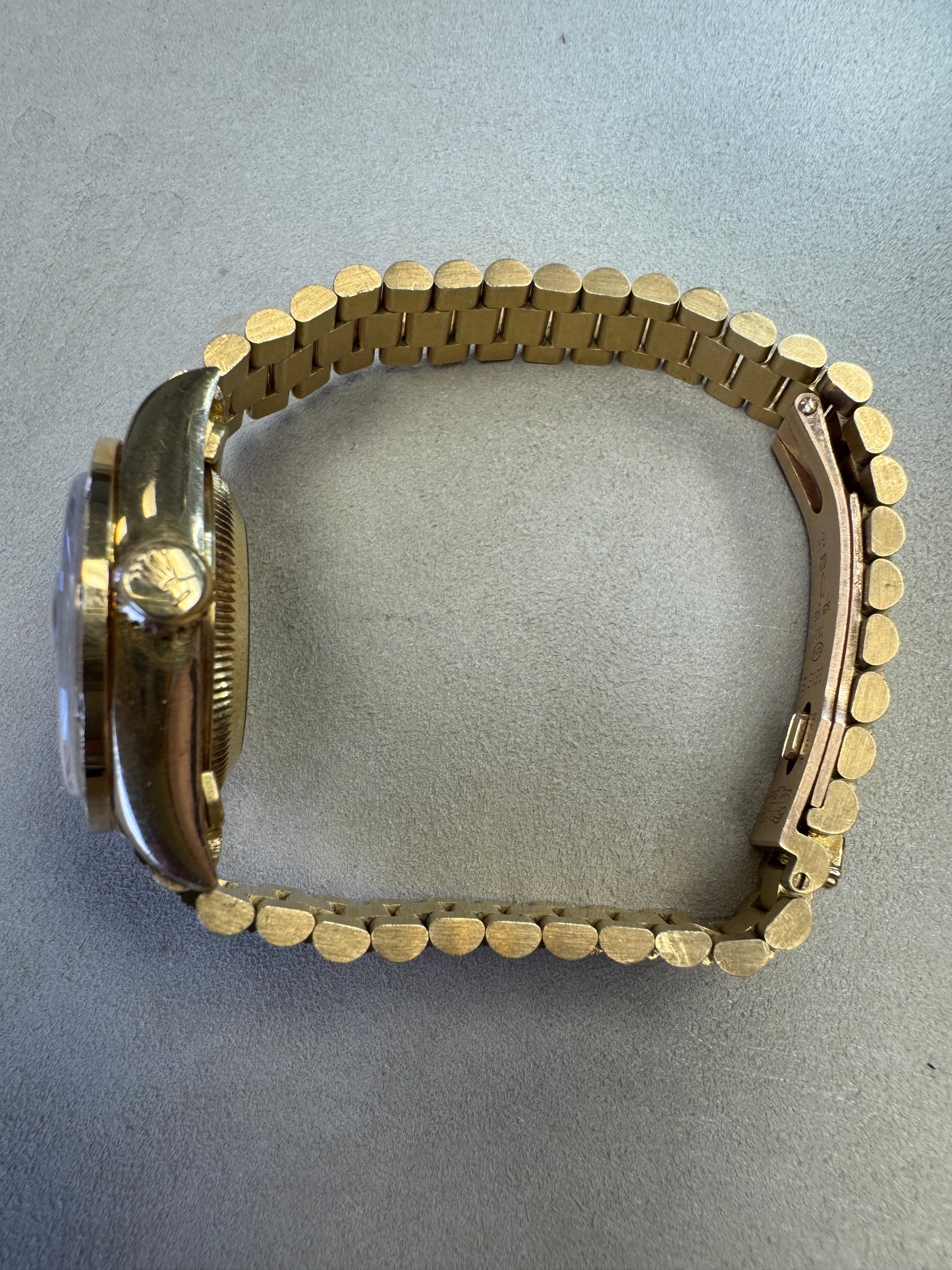Rolex Lady-Datejust
Obsidian Dial