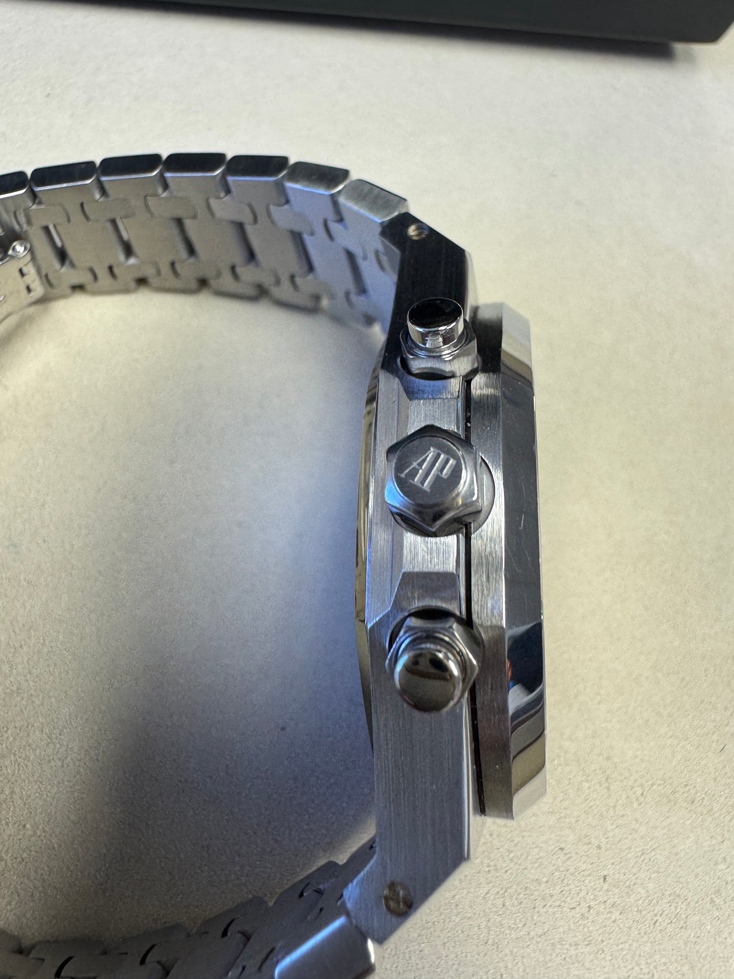 Audemars Piguet Royal Oak Chronograph
FULL SET