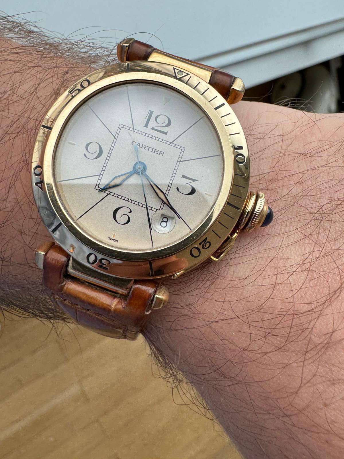 Cartier Pasha
18K Gold 38MM 1989
