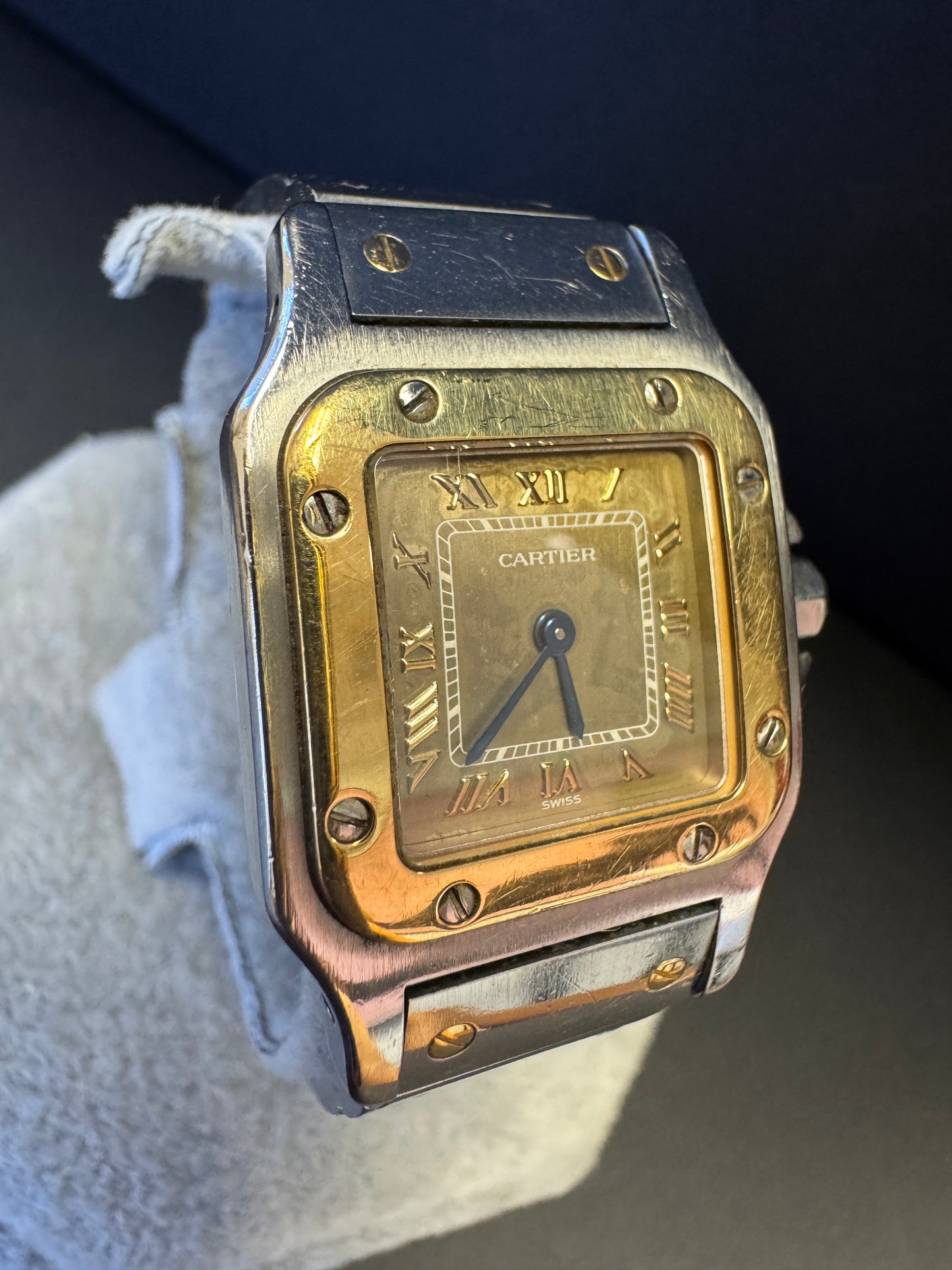Cartier Santos Galbée
BRONZE DIAL