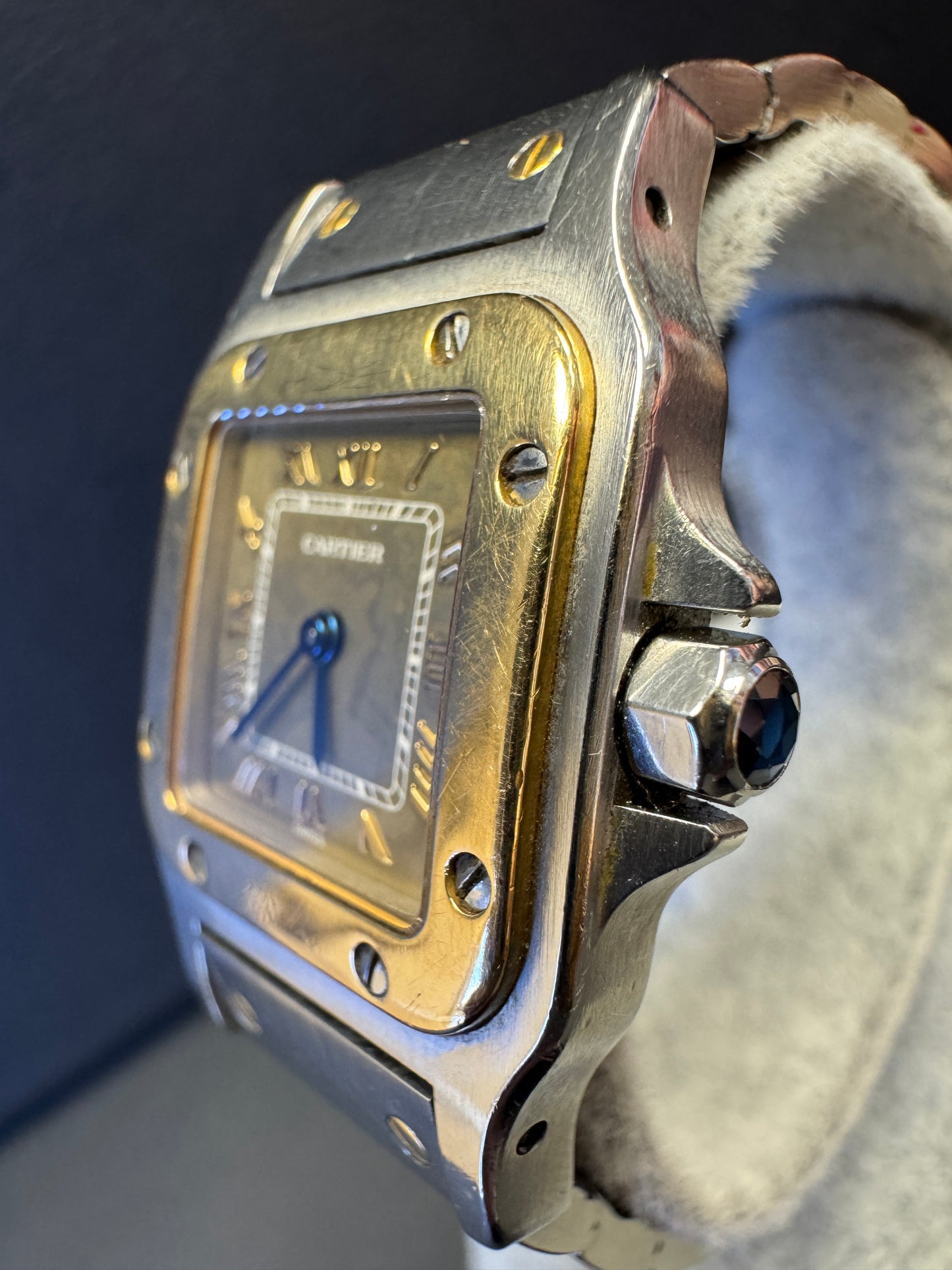 Cartier Santos Galbée
BRONZE DIAL