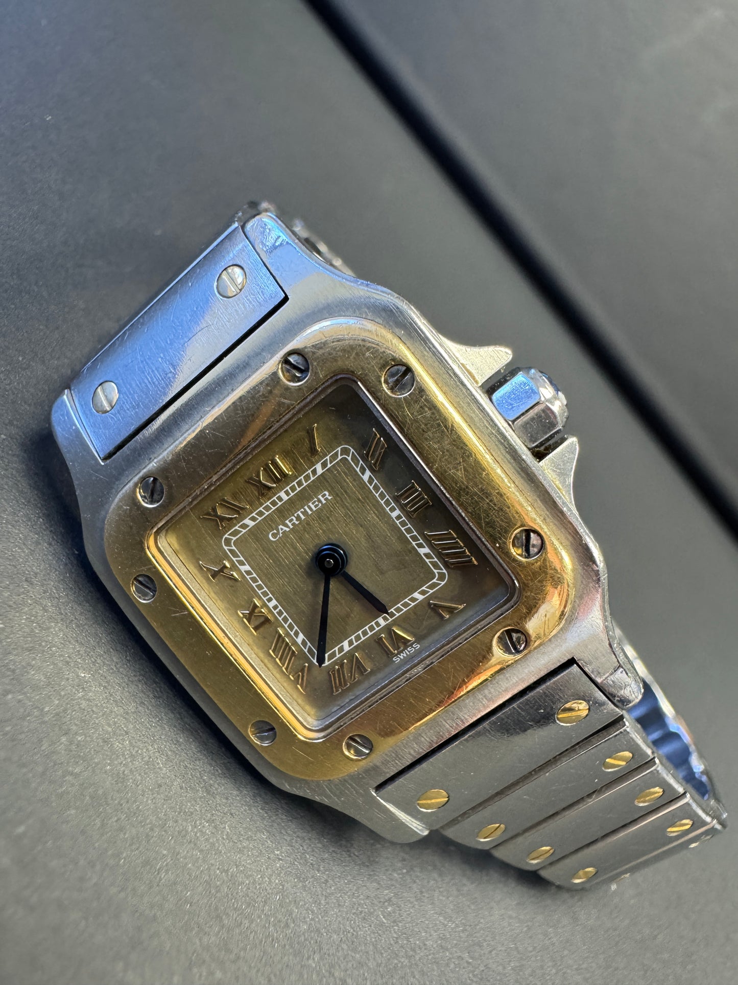 Cartier Santos Galbée
BRONZE DIAL