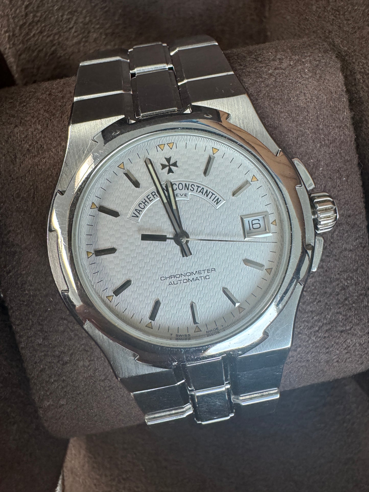 Vacheron Constantin Overseas Automatic 37mm 42042