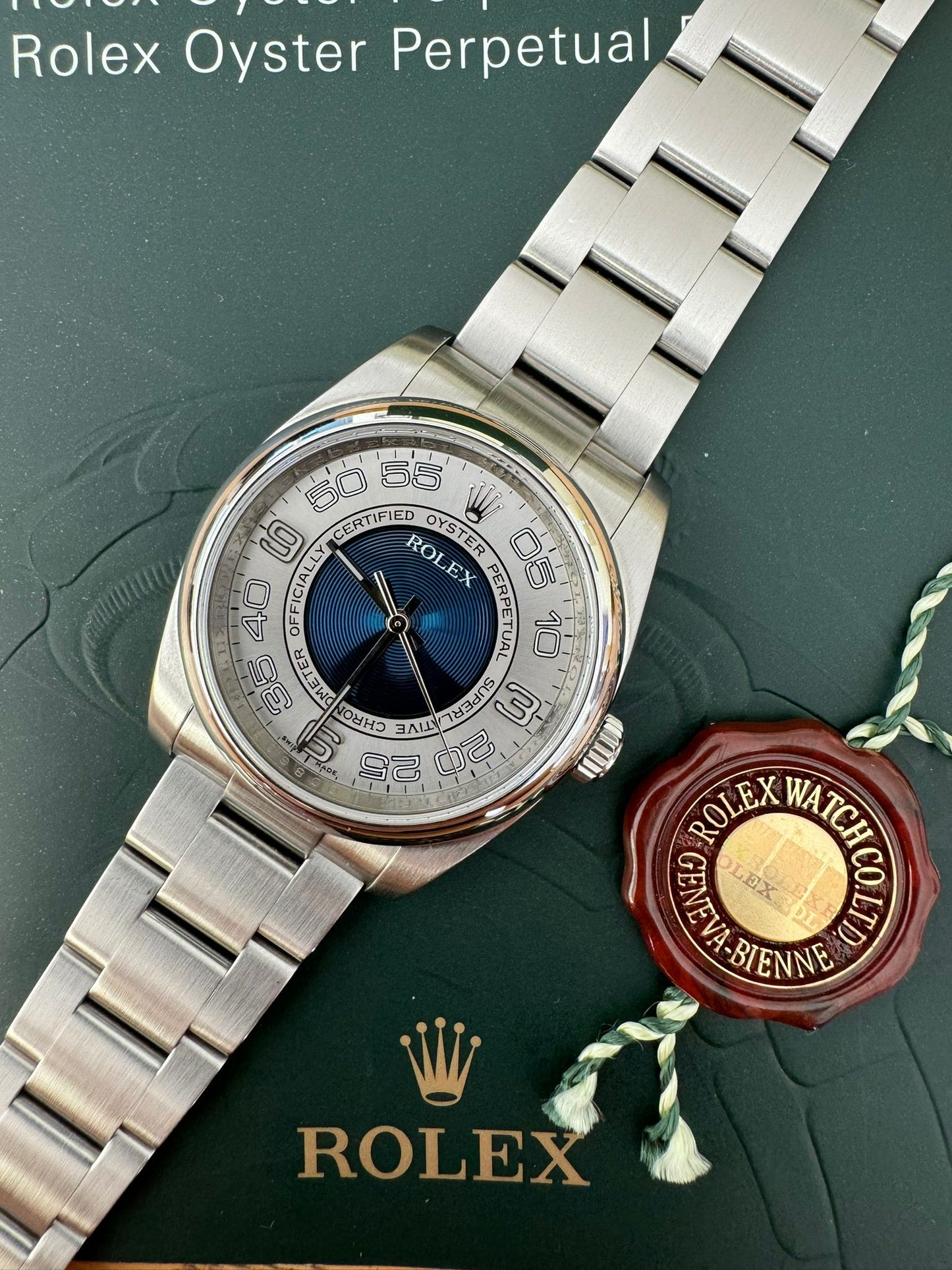 Rolex Oyster Perpetual 36 FULL SET BLUE SILVER CONCENTRIC