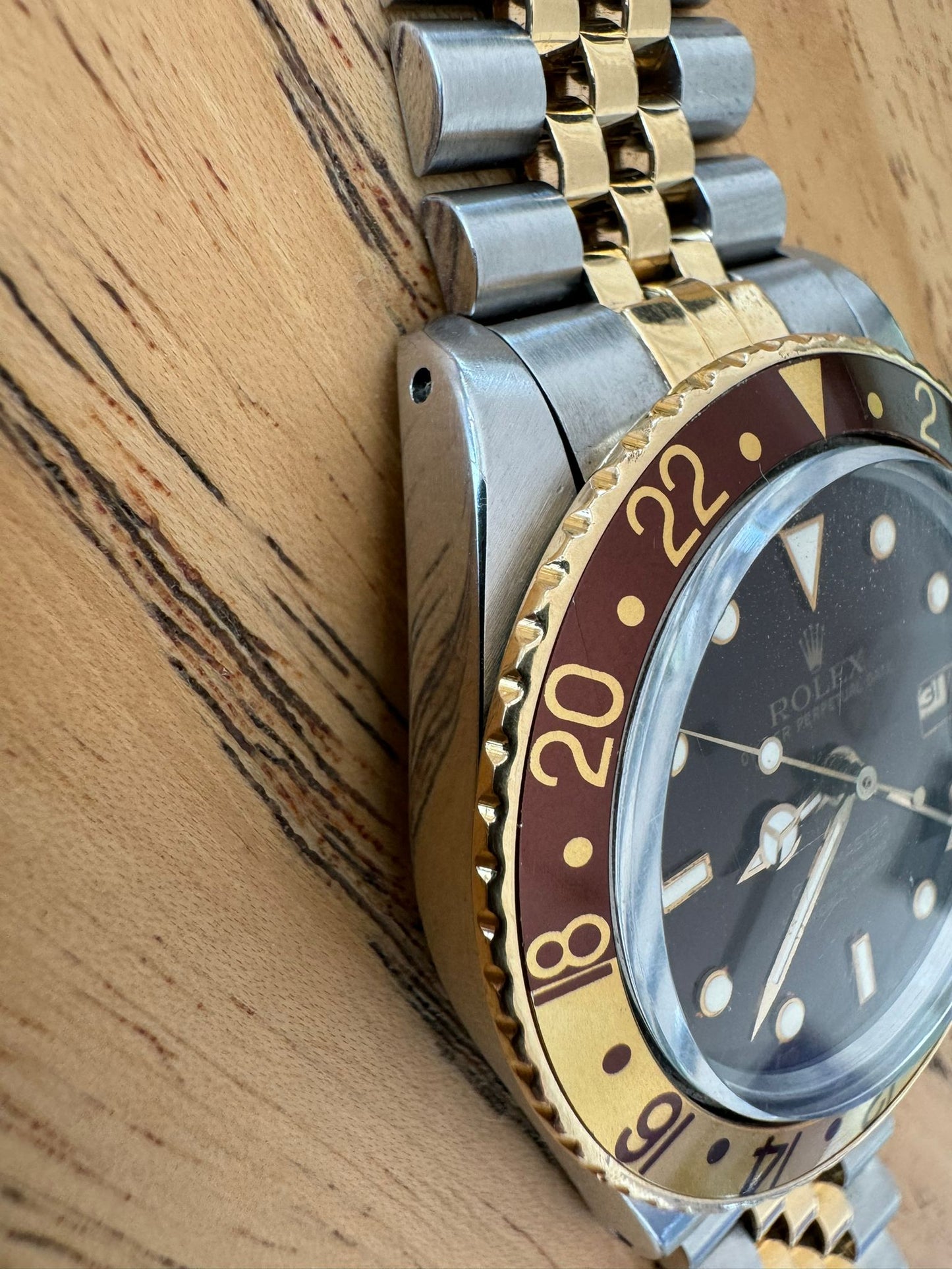 Rolex GMT-Master EYE OF TIGER ROOTBEER  1987