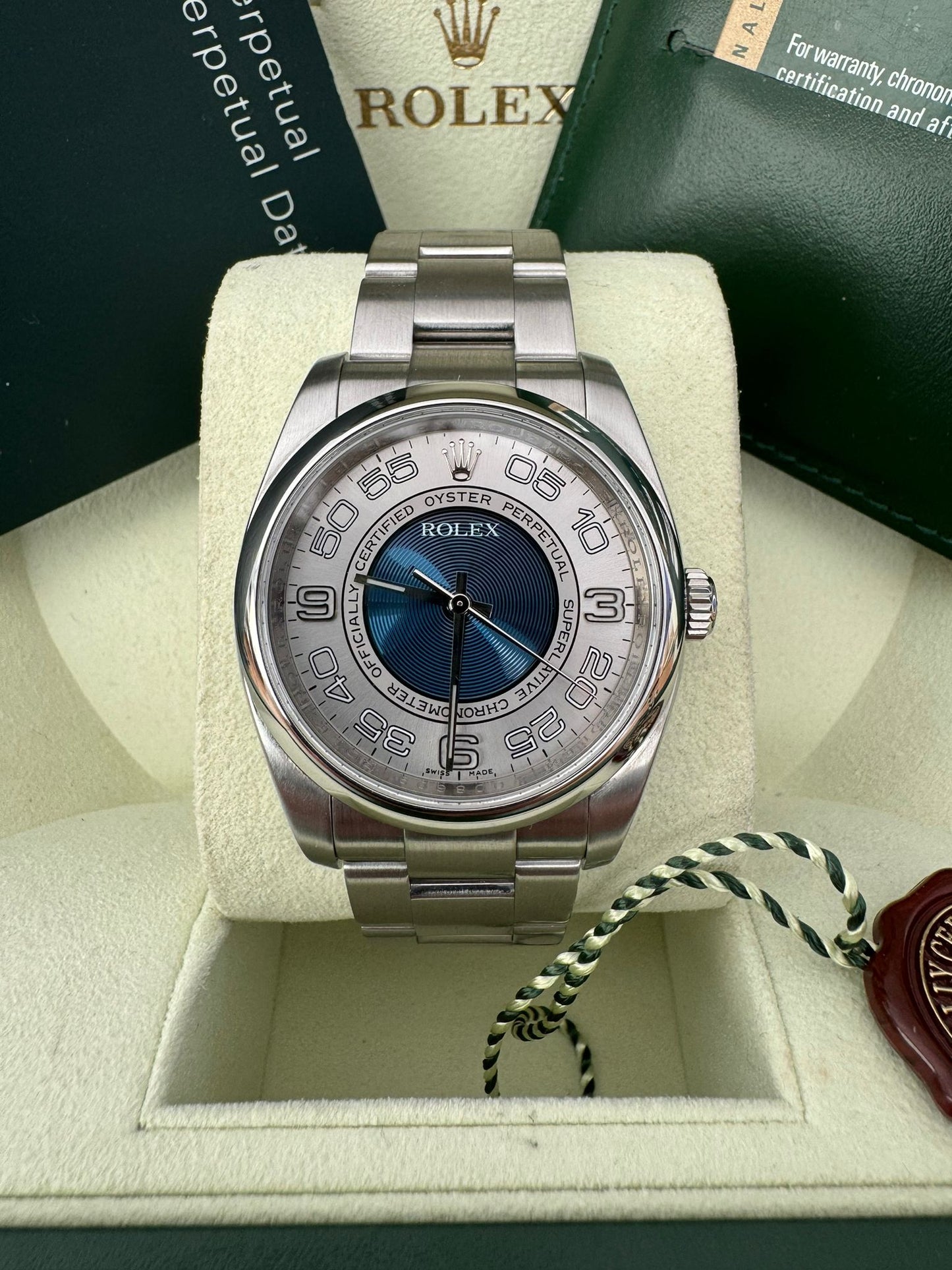 Rolex Oyster Perpetual 36 FULL SET BLUE SILVER CONCENTRIC