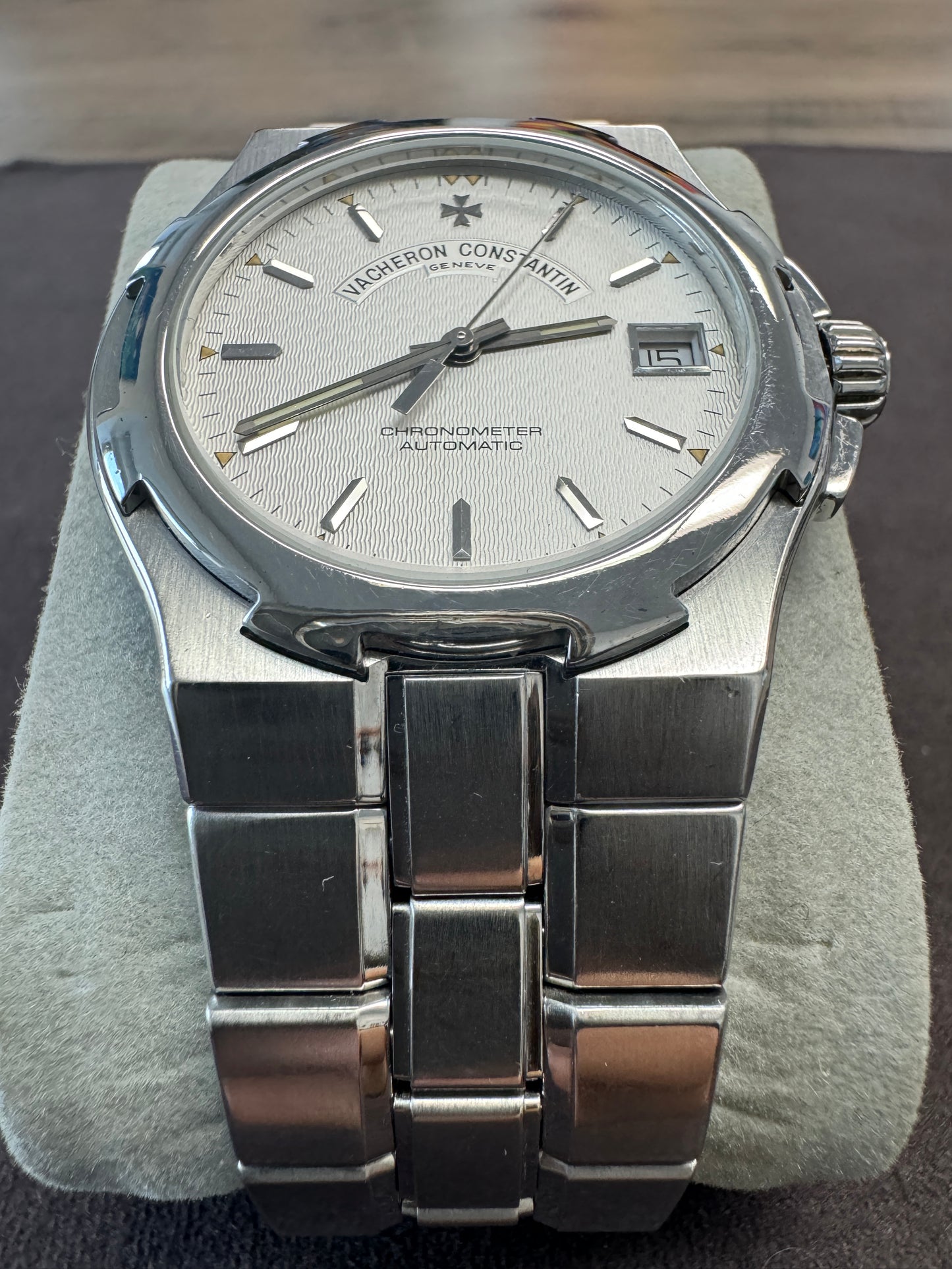 Vacheron Constantin Overseas Automatic 37mm 42042