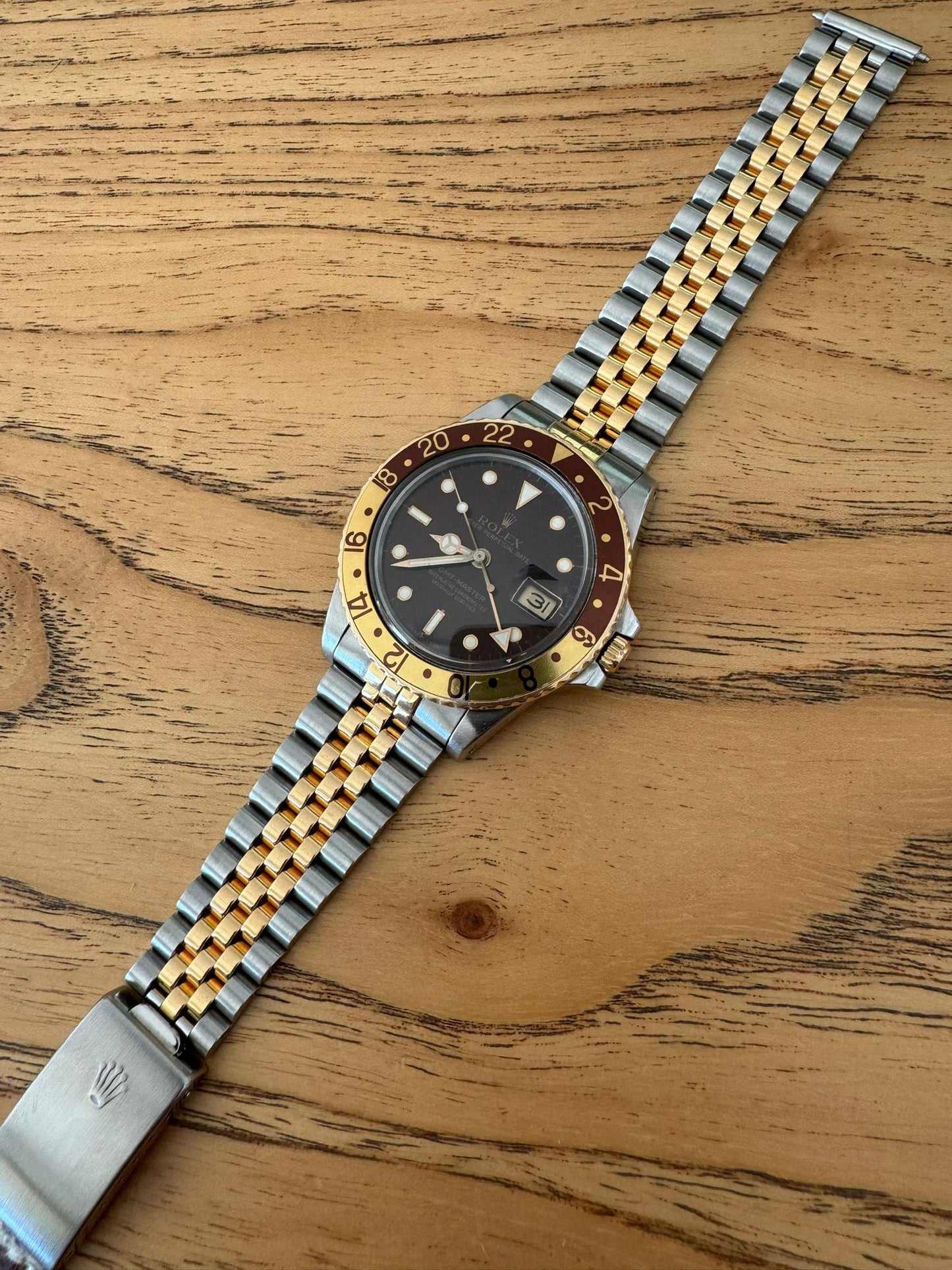 Rolex GMT-Master EYE OF TIGER ROOTBEER  1987