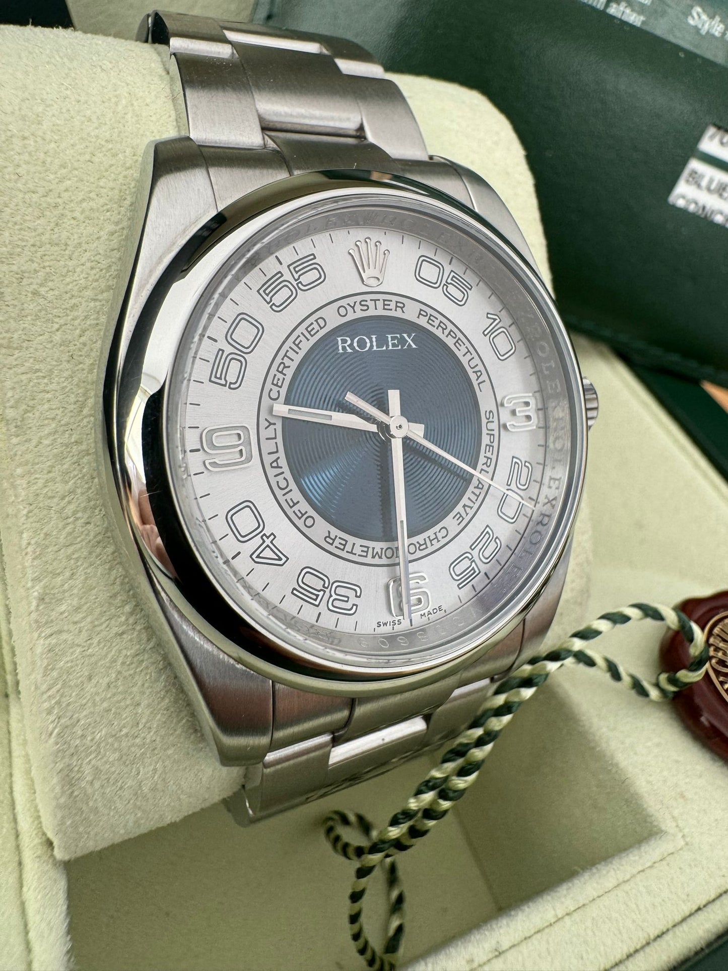 Rolex Oyster Perpetual 36 FULL SET BLUE SILVER CONCENTRIC